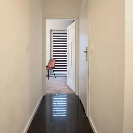 Kosciuszki 83 Comfort Garage & Balcony Properunit Апартаменты Вроцлав