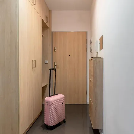 Апартаменты Kosciuszki 83 Comfort Garage & Balcony Properunit